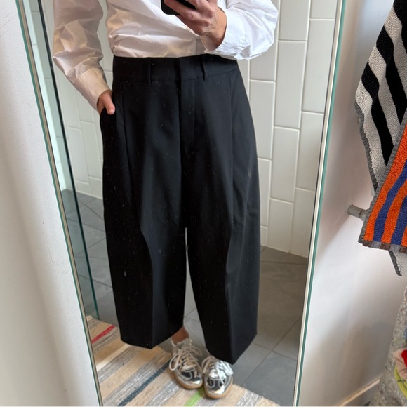 Jil Sander Black Wool/Mohair Cropped Pleated Trousers - Picture 3 of 7